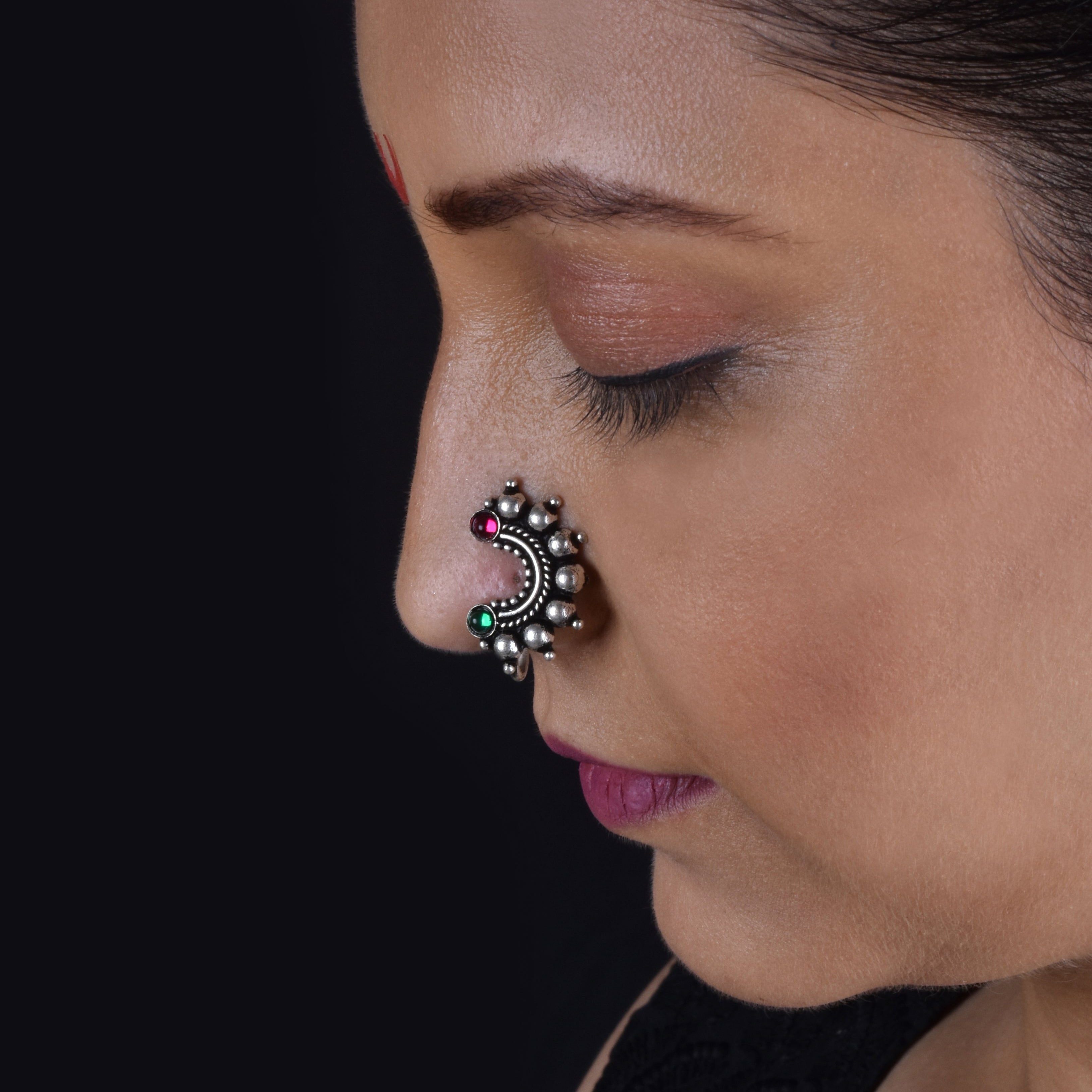 Nath (Nose Pin)