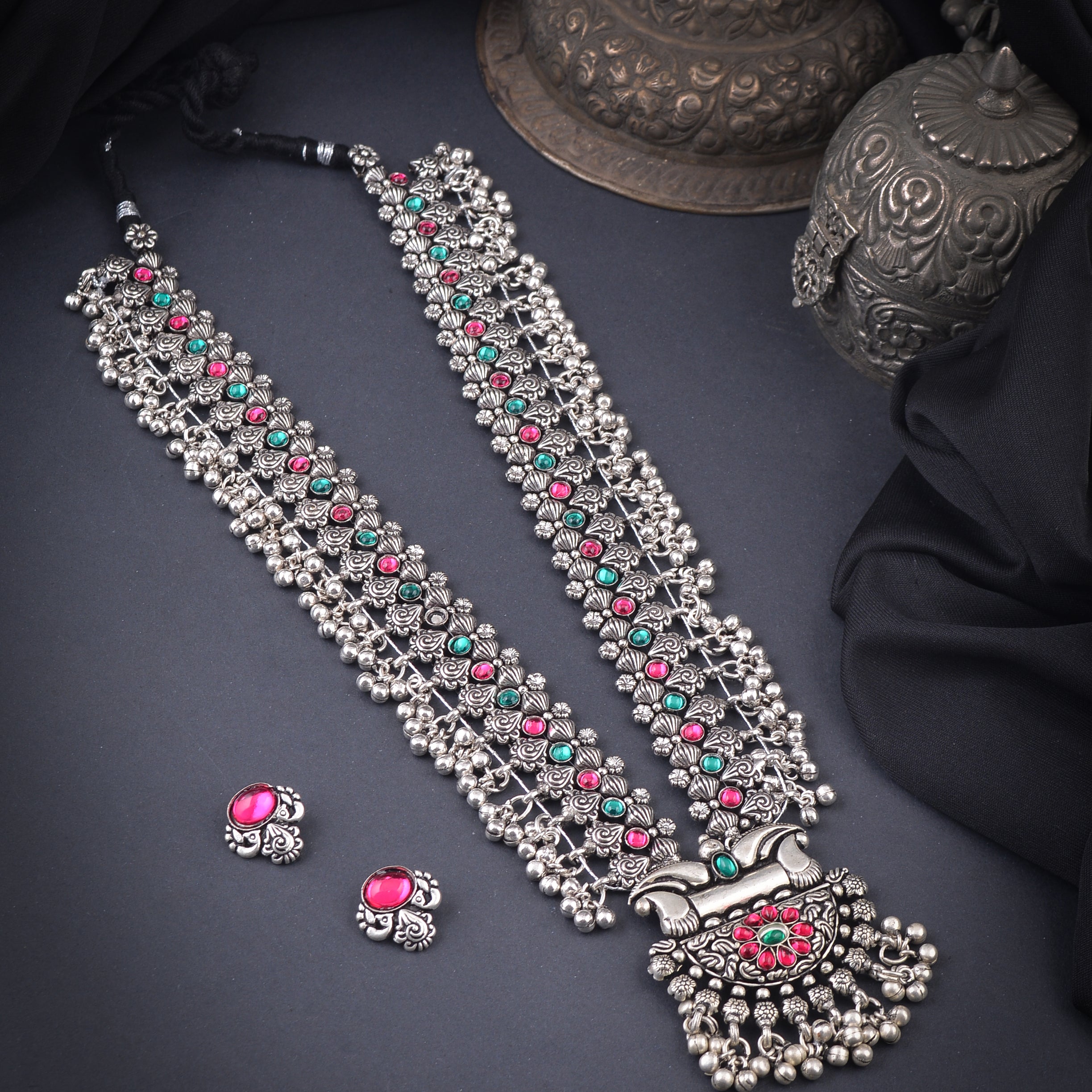 Oxidized Kolhapuri Stone Saaj Necklace – Jija Antiques